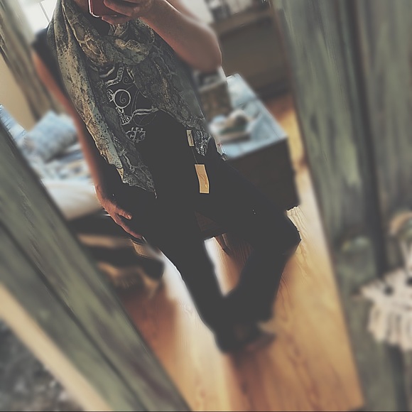 Snake Pattern Wrap - Picture 7 of 8